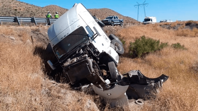 Volcadura de tráiler