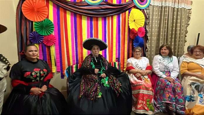 Elección de “La Adelita 2025” en Múzquiz destaca la participación activa de los adultos mayores en actividades cívicas y recreativas