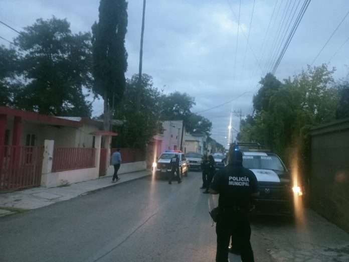 Protección Civil y Bomberos Múzquiz atendieron un conato de incendio en una vivienda del centro, presuntamente provocado por el intento de robo