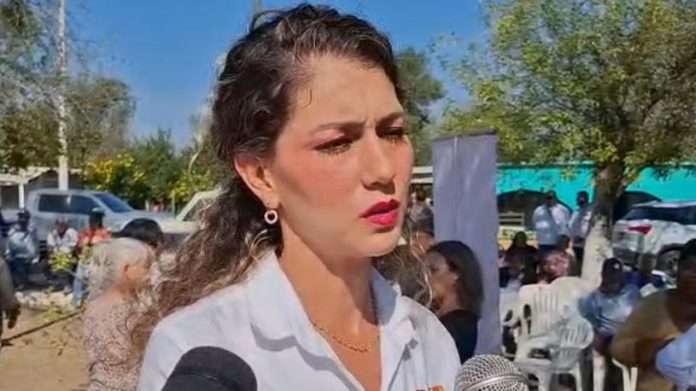 El DIF Coahuila entregó cerca de 400 lentes para vista cansada en la Región Carbonífera