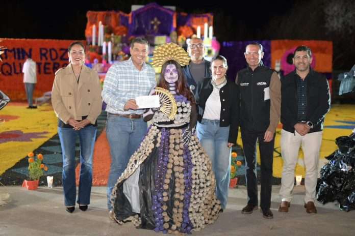 Celebra centros comunitarios día de los fieles difuntos