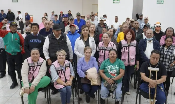 Realiza DIF Acuña reunión mensual con empacadores voluntarios