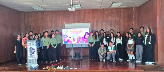 Estudiantes del TECNM Campus Múzquiz llevaron la conferencia “Por un Mundo Justo y sin Violencia”