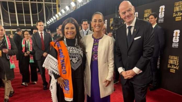 Clara Brugada acompaña a Claudia Sheinbaum