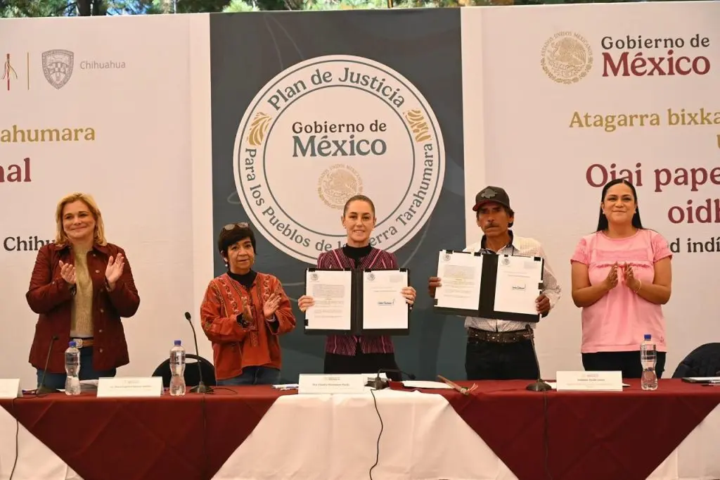 Claudia Sheinbaum encabeza entrega de más de 3 mil hectáreas de la Sierra Tarahumara de Chihuahua al Pueblo Ódami