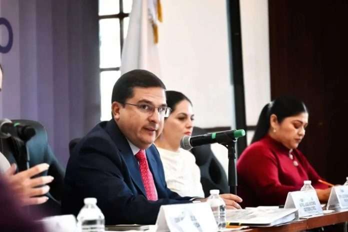 Diputados del PRI, PAN, UDC y PV autorizan más de $4,000 mdp para seguridad de Coahuila