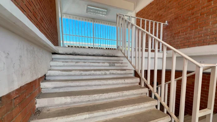 Escalones en secundaria