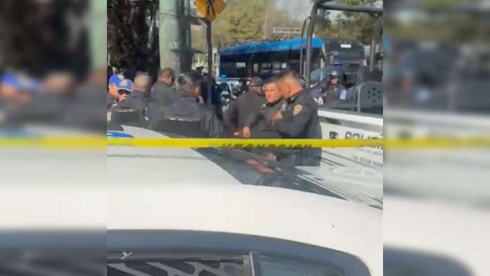 Hombre dispara contra su esposa