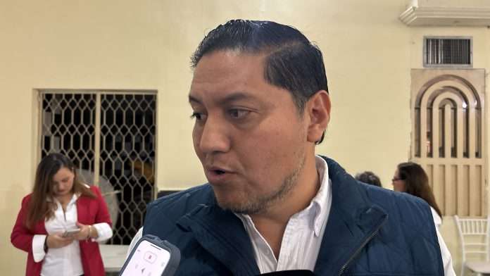 Rector José Armando Castro Murguía.