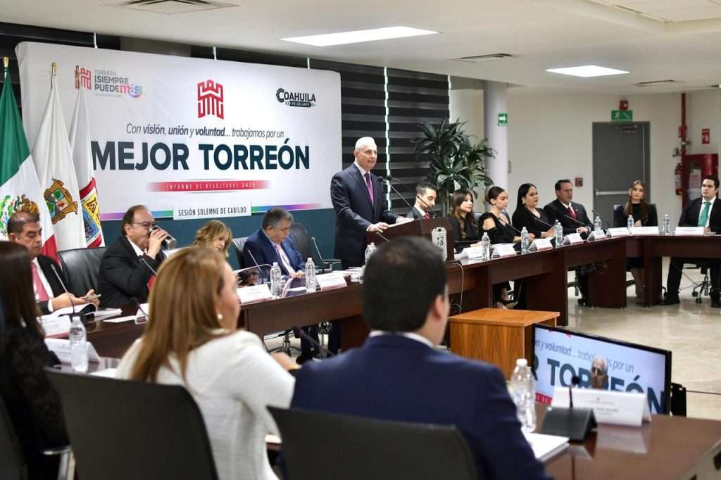 Román Cepeda entrega al Cabildo el Primer Informe sobre el estado que guarda la actual Administración Pública Municipal