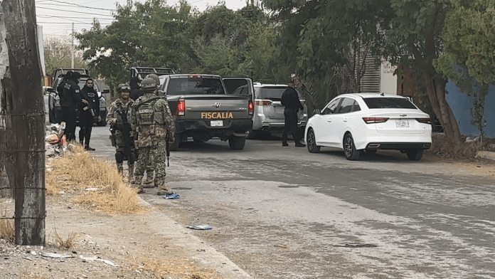 En el cateo participaron elementos del Ejército Mexicano, de la Fiscalía General del Estado, de diversas corporaciones de la Policía Estatal y de la Policía Preventiva Municipal de Monclova.