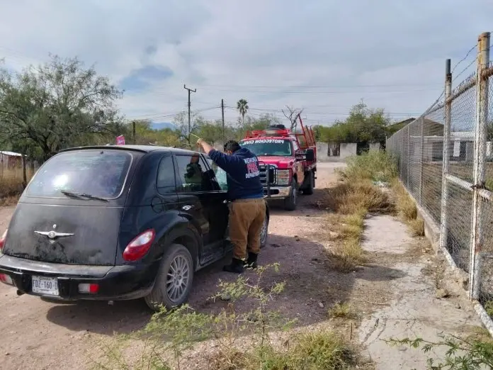 Protección Civil y Bomberos de Palaú rescatan a una niña de dos años que quedó atrapada dentro de un vehículo en el barrio Cuatro