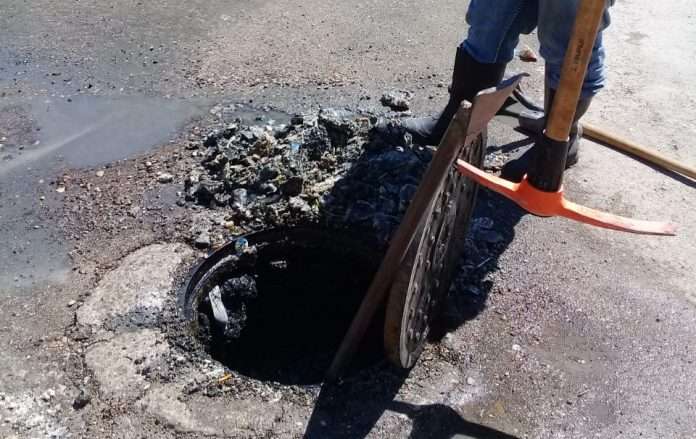 Llama Simas Acuña a cuidar el sistema de alcantarillado