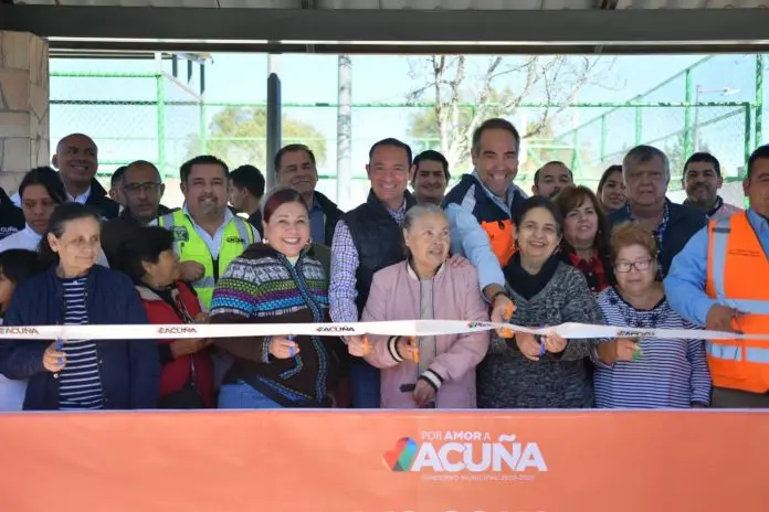 Entregan plaza de la colonia Aeropuerto con el programa ‘’por amor a mi plaza’’