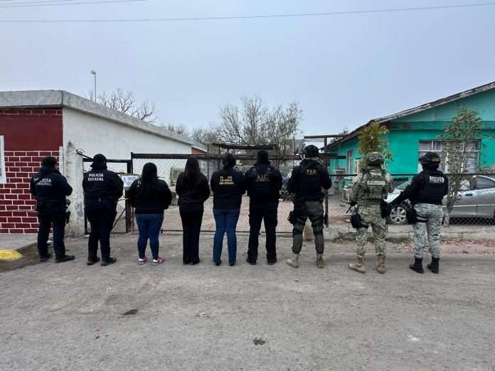 Catean viviendas en Agujita; Hay un hombre detenido