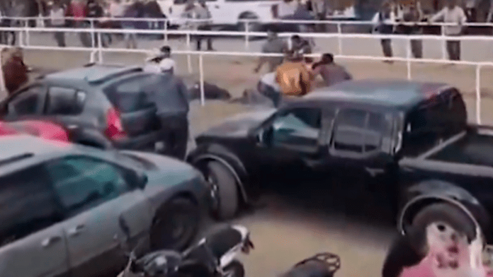 Carrera de caballos clandestina