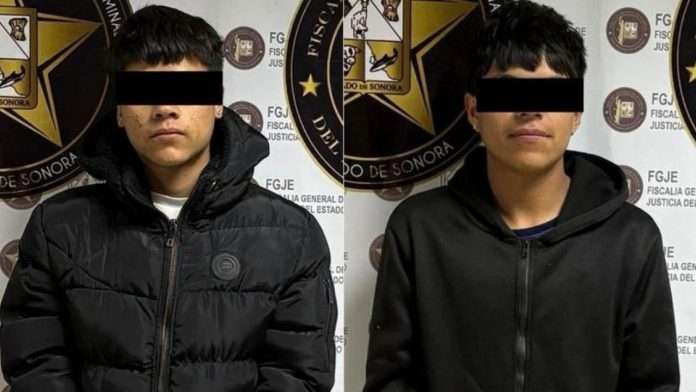 Detiene a dos jóvenes