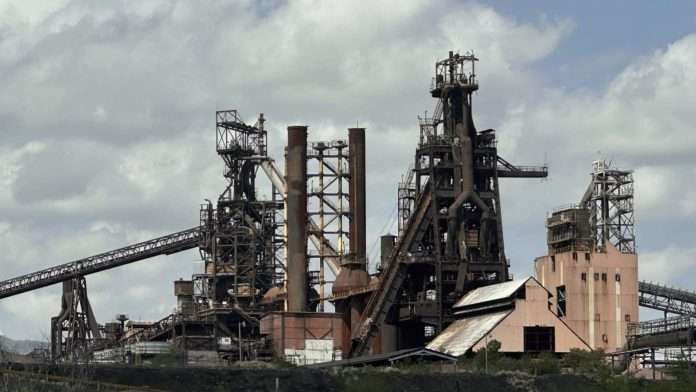 Descubre por qué la subasta de AHMSA no está en riesgo según el Sindicato Democrático. Conoce qué significa este respaldo para el futuro de los obreros.