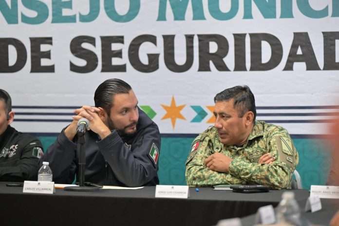 Encabeza Carlos Villarreal consejo de seguridad en Monclova