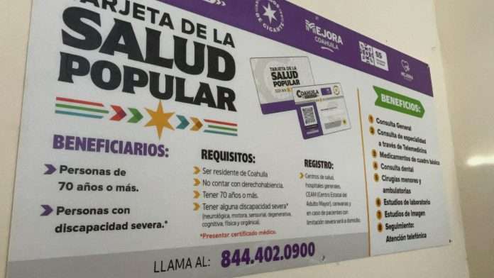 El Centro de Salud de Múzquiz entrega la Tarjeta de la Salud Popular a adultos mayores y personas con discapacidad