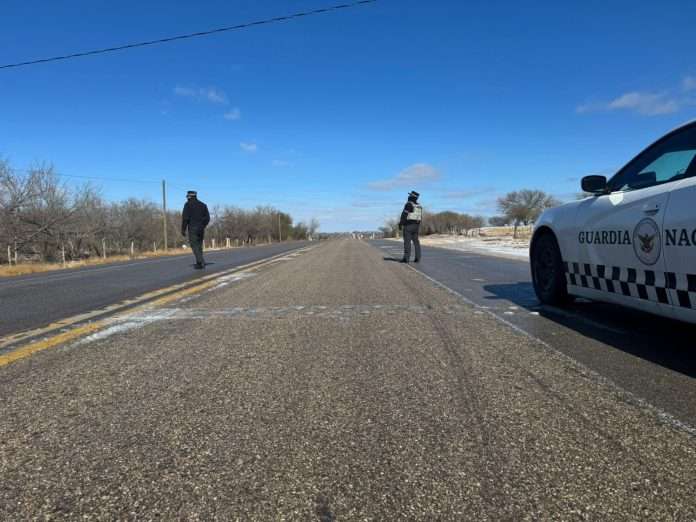 Reabren carreteras 2 y 29 en Acuña tras cierre por hielo negro