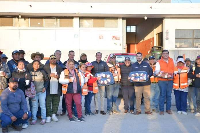 Reconoce Emilio labor de trabajadores en Acuña