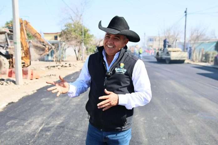 Avanza Chano Díaz con la rehabilitación de la vialidad Niños Héroes en Agujita