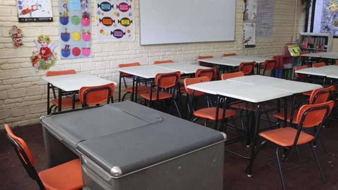 SEP anuncia suspensión de clases