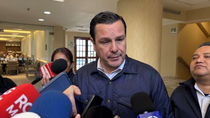 Federico Fernández Montañez titular de la Fiscalía General de Coahuila en su gira por Monclova