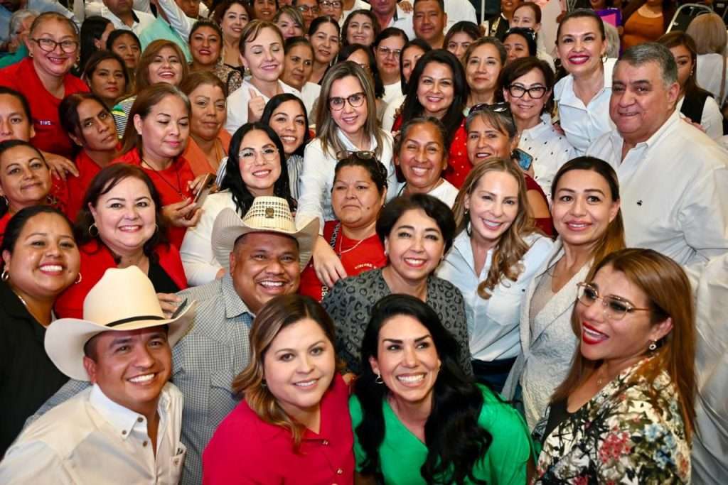 Lupita Oyervides presenta su Segundo Informe de Resultados