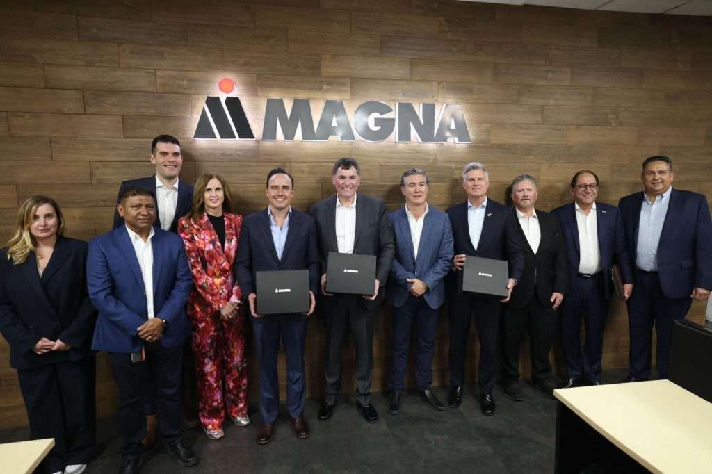 Manolo Jiménez fortalece lazos con el Embajador y el Ministro de Comercio de Canadá