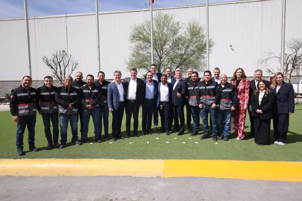 Manolo Jiménez fortalece lazos con el Embajador y el Ministro de Comercio de Canadá