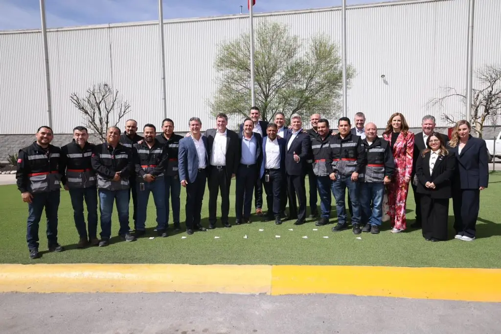 Manolo Jiménez fortalece lazos con el Embajador y el Ministro de Comercio de Canadá