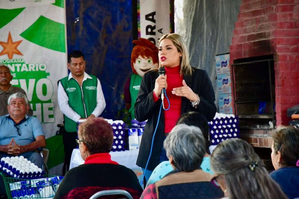 Mejora Coahuila entrega huevo y leche en Castaños