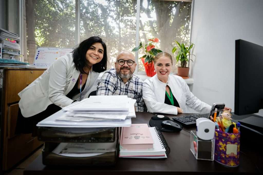 Recibirá la CMF "Xochimilco" del ISSSTE nuevamente un millón 100 mil pesos de La Clínica es Nuestra: Martí Batres