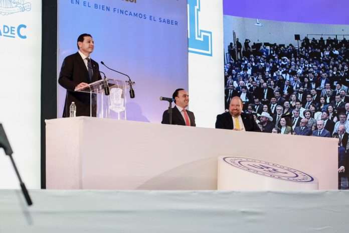 l rector Octavio Pimentel Martínez rindió su segundo informe de resultados ante el Honorable Consejo Universitario en Torreón.