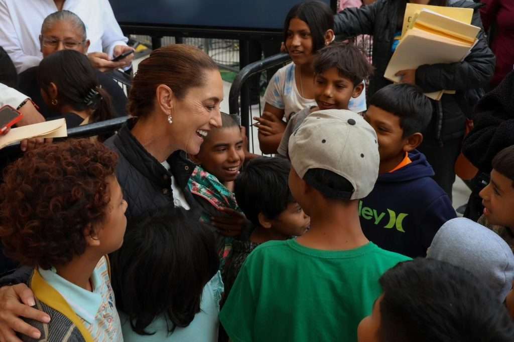 Vivienda para el Bienestar es el más programa ambicioso en la historia de México con 1.8 millones de viviendas en el sexenio: Claudia Sheinbaum hace entrega en Monclova, Coahuila