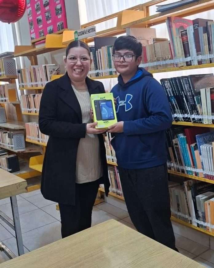 Niño de Melchor Múzquiz obtiene segundo lugar en concurso estatal de relatos de leyendas