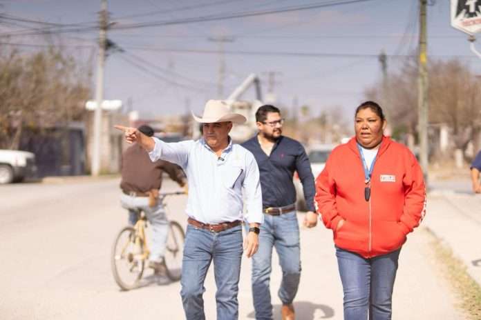 Da respuesta Chano Díaz a drenaje colapsado en coordinación con SIMARC