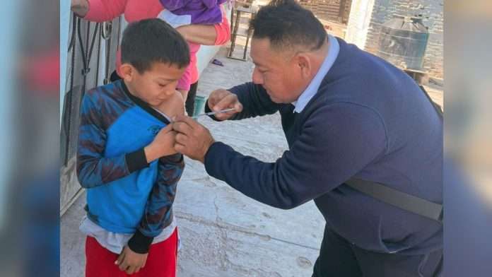 Refuerzan vacunación en Monclova con módulos diarios y brigadas casa por casa