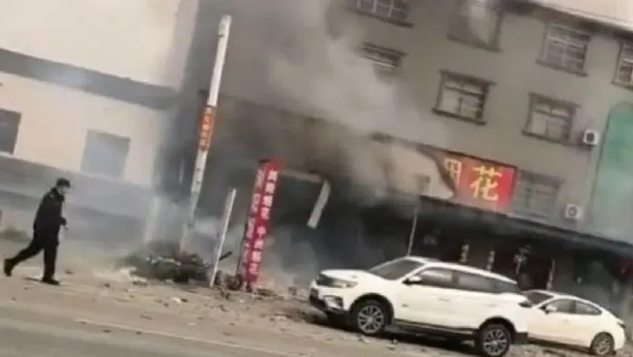 Explosión de fuegos artificiales en China