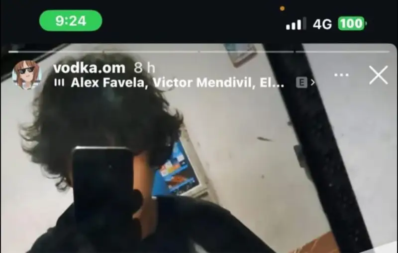 Agregaba historias con música de contenido violento