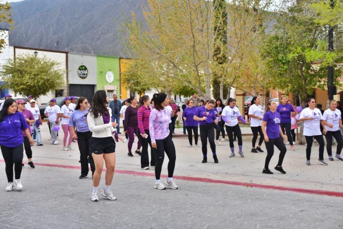 Conmemoran el Día Internacional de la Mujer con el Zumbatón “Poder en Movimiento” en Cuatro Ciénegas