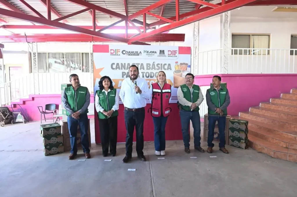 Carlos Villarreal pone en marcha “Canasta Básica para Todos” en Monclova