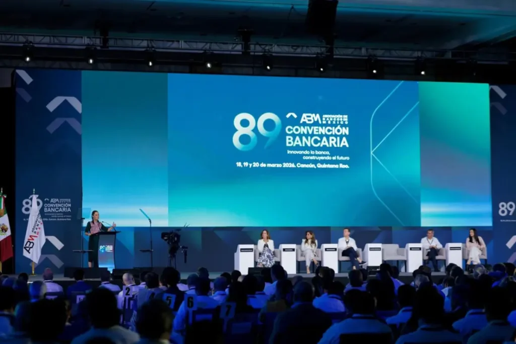 Celebra Claudia Sheinbaum compromiso de la banca de incrementar créditos al sector privado en inauguración de la 89 convención bancaria de la ABM