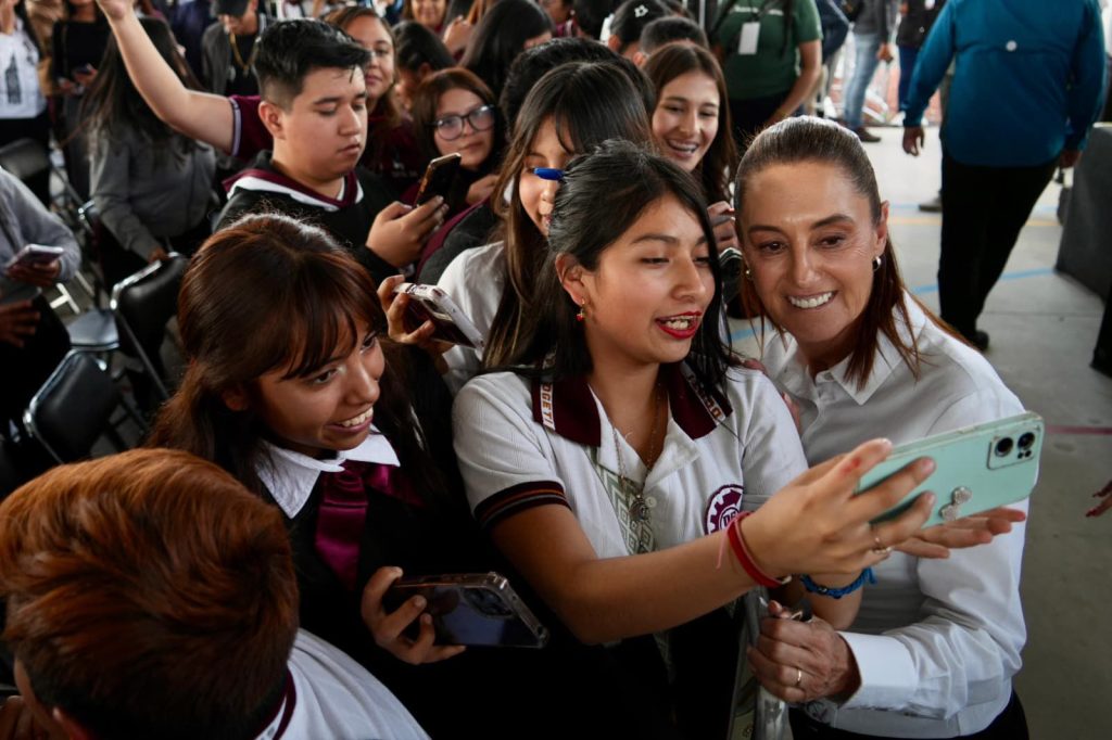Claudia Sheinbaum inaugura 2 Bachilleratos Nacionales en Chimalhuacán e Ixtapaluca en beneficio de más de 2 mil estudiantes