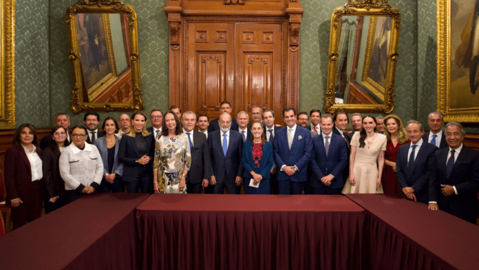 Claudia Sheinbaum sostiene encuentro con el Consejo Nacional de Inversiones para revisar avances del Plan México