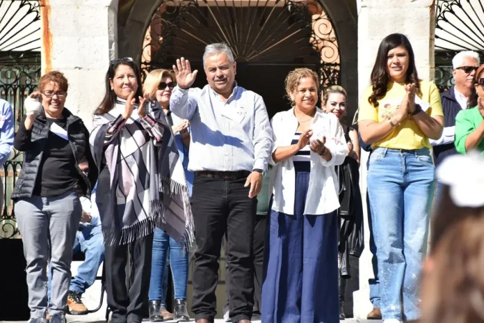 Desfile de Primavera en Cuatro Ciénegas une a familias y fortalece la convivencia