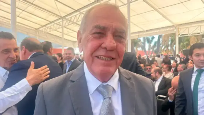 Eliud Aguirre, Secretario de Salud