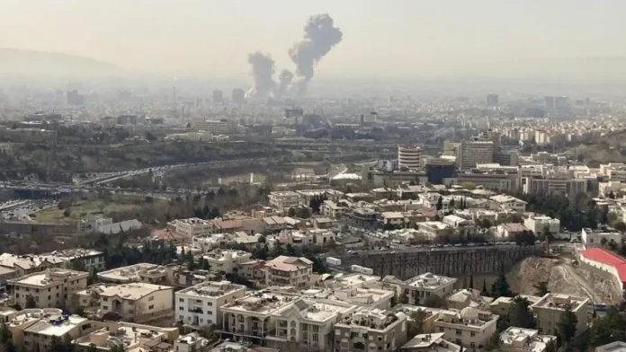 Escala el conflicto con Irán Estados Unidos solicita 200 mil millones de dólares adicionales al Congreso